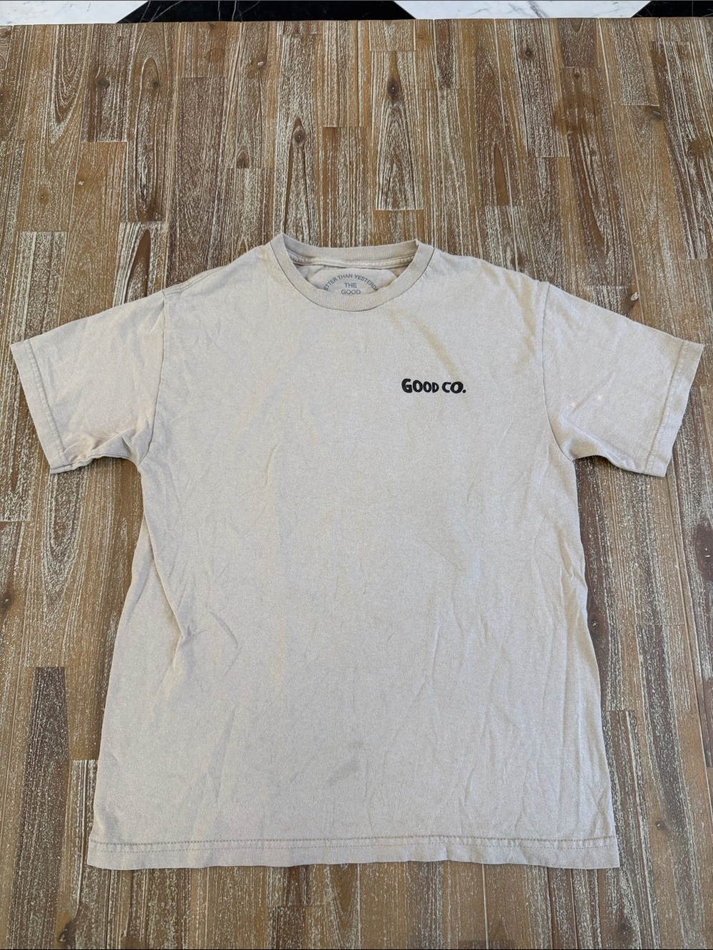 Men's Short Sleeve Tee in Cream with Chest Logo